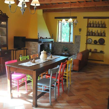 Guesthouse Casale Borgo Miriam Offida Buitenkant foto