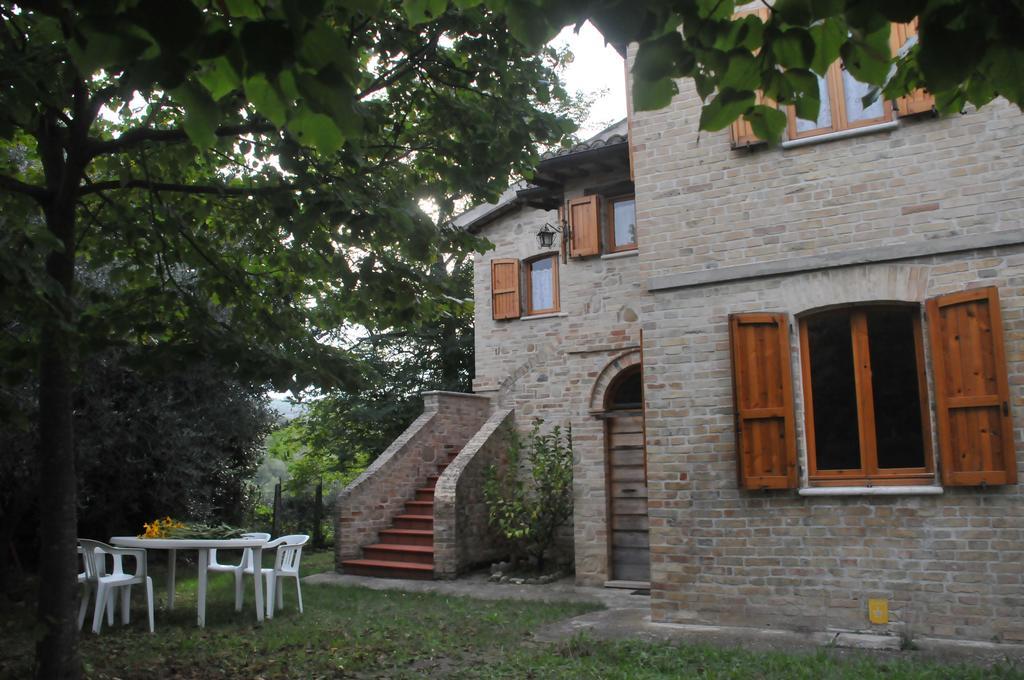 Guesthouse Casale Borgo Miriam Offida Kamer foto